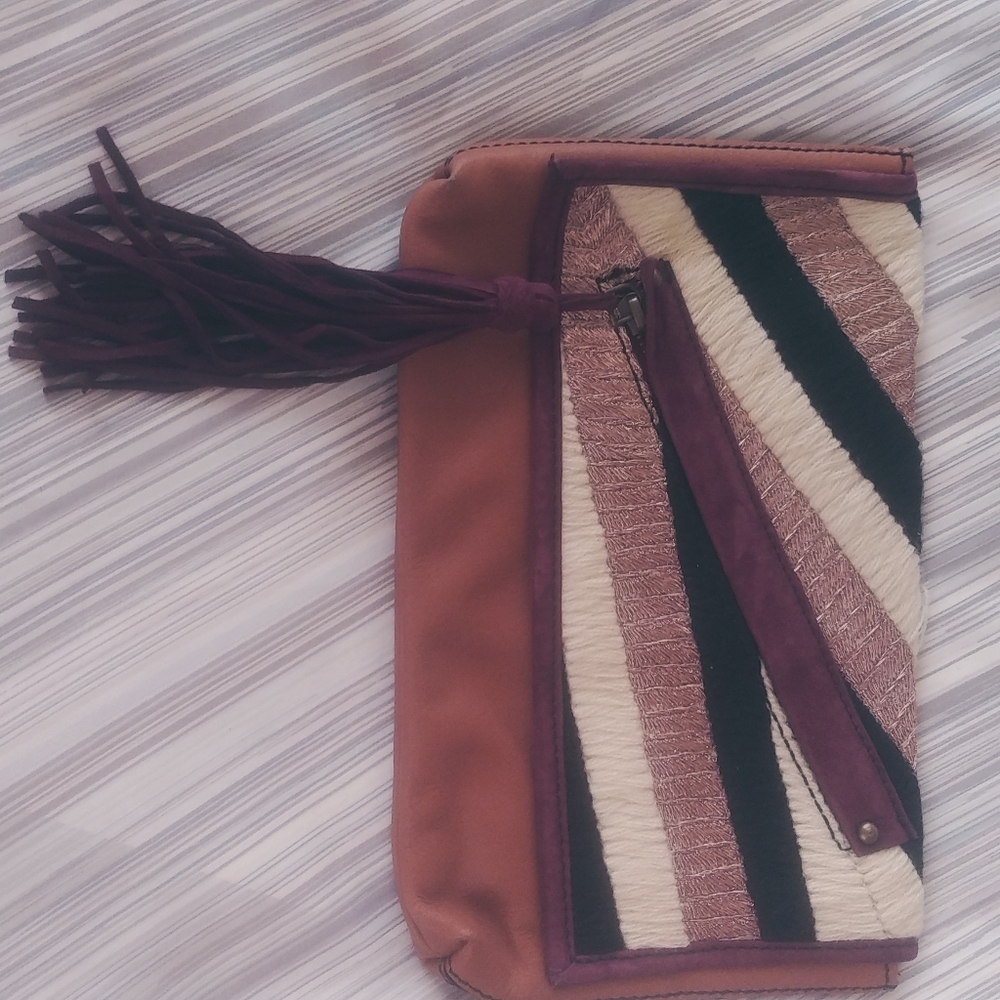 Jasper and Jerra clutch